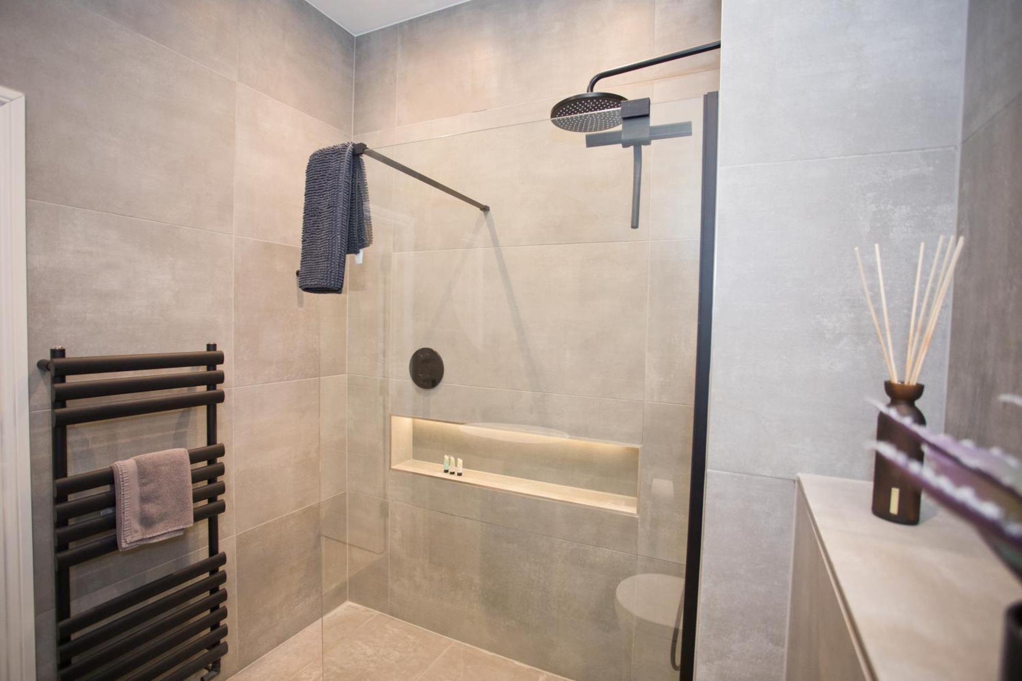 Ultra Stylish Apt Set In An Affluent Location Poole Exterior foto